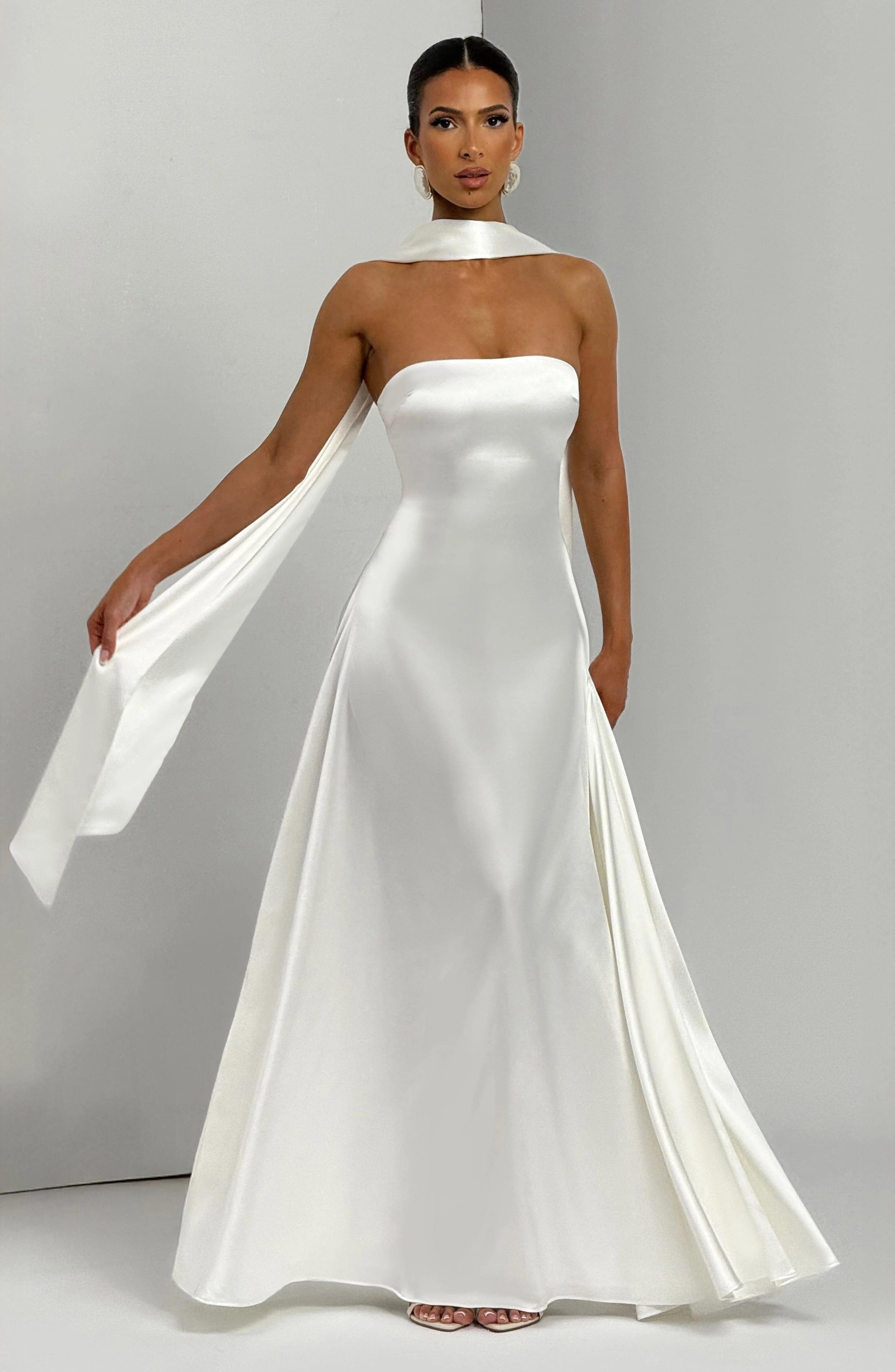 Morven Maxi Dress - Ivory - Image 4